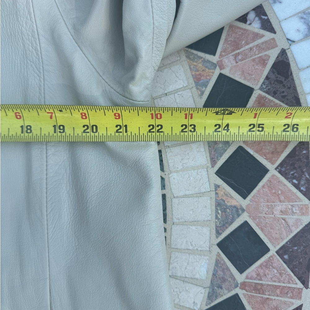 NWT Vintage Italian Leather Trench Coat - Picture 11 of 16